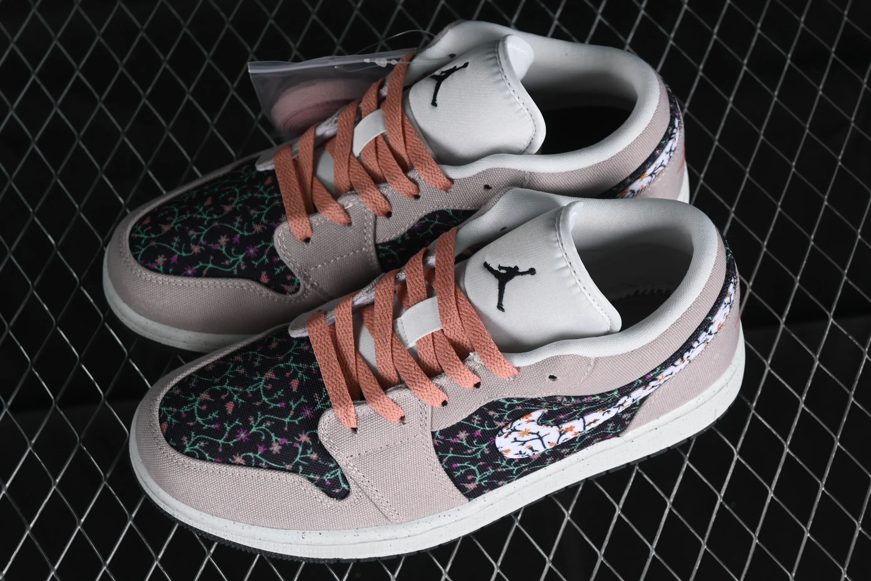 All categories Air Jordan Jordan series basketball shoes Air Jordan 1 Low Z version Air Jordan 1 Low AJ1 Joe 1 low-top cultural casual sneakers FJ3445-001